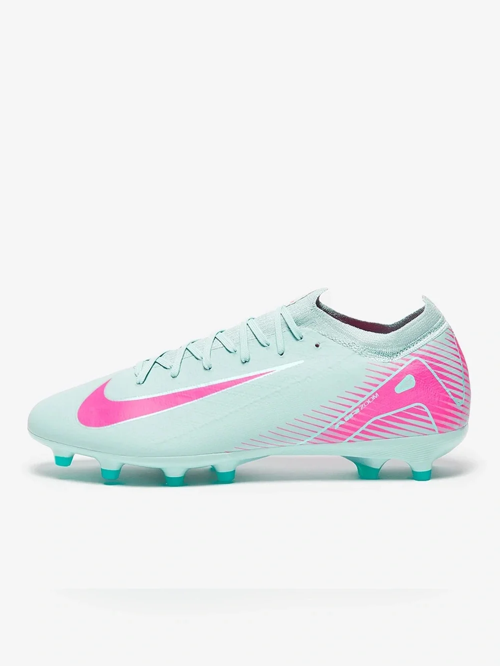 🚨BRAND NEW Nike Kids Soccer Cleats🚨